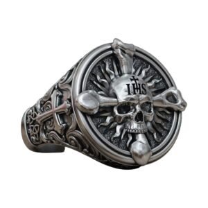 sterling silver gothic skull ring with crossbones front view