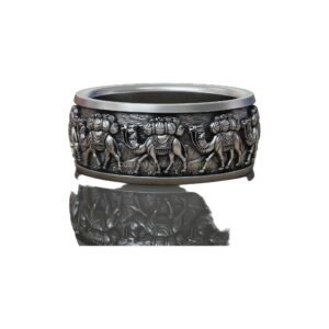 Sterling silver camel caravan band ring oxidized relief detail
