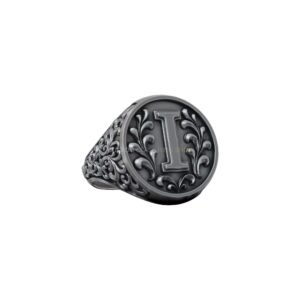 Letter I vintage ornament sterling silver signet ring with baroque acanthus details