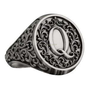 Sterling silver ornamental monogram Q signet ring vintage baroque