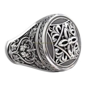 Sterling silver vintage filigree signet ring with geometric cross design